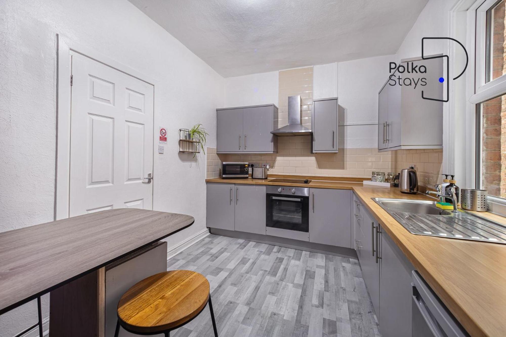 Polkadot Winter Gardens - Large Modern Apartments In Blackpool By Polkastays Exteriör bild