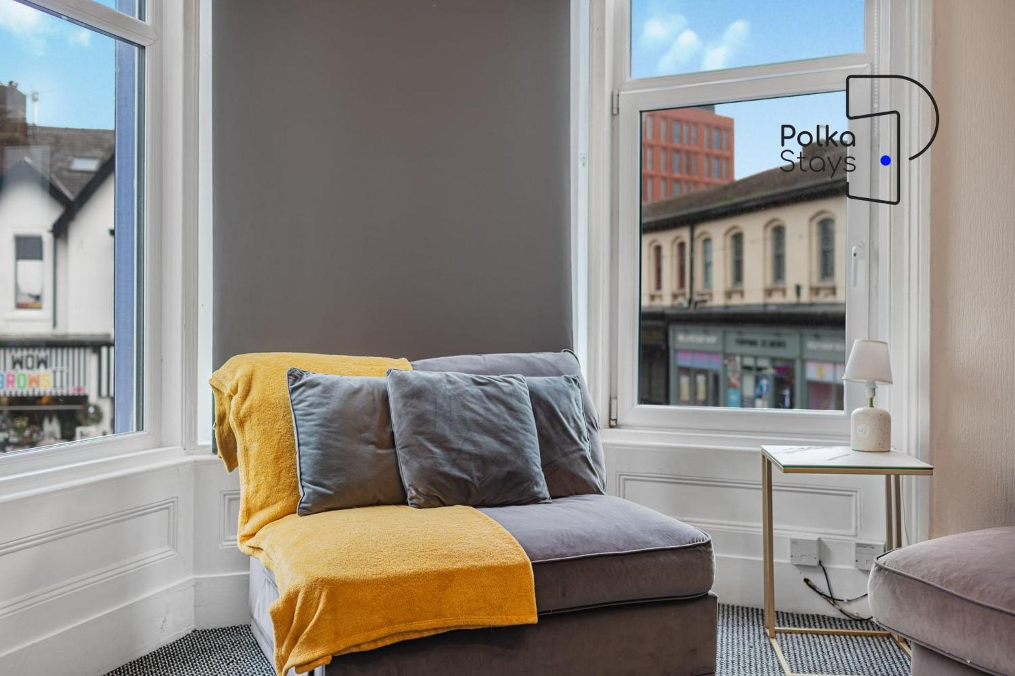 Polkadot Winter Gardens - Large Modern Apartments In Blackpool By Polkastays Exteriör bild
